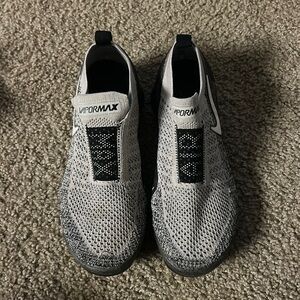 Women’s Nike shoes